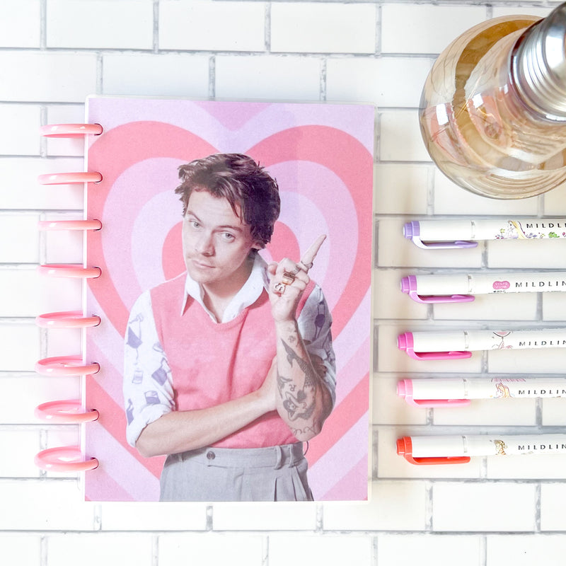 Cuaderno Harry Styles corazones